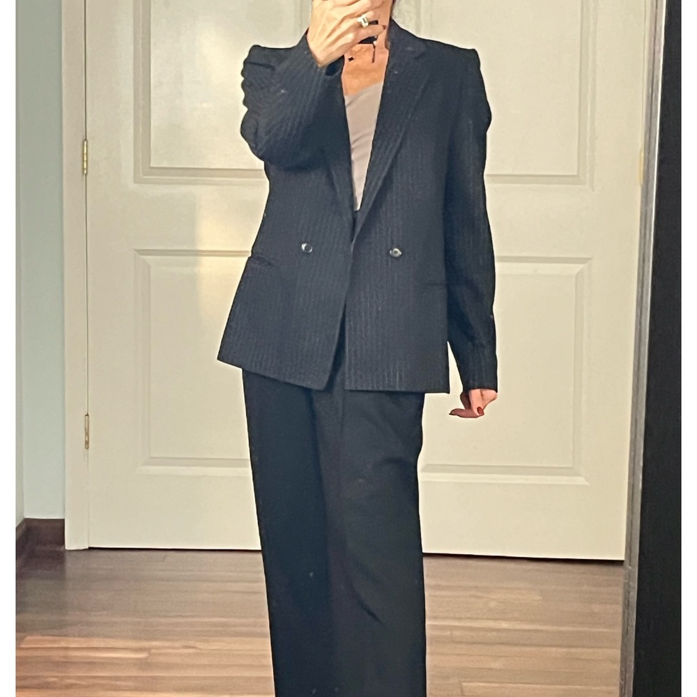Vintage 100% Wool Pinstriped jacket blazer size 8 - Picture 4 of 13